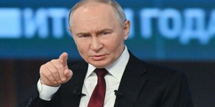 بوتين لرئيس الوزراء السلوفاكي في الكرملين: سنبذل كل ما في وسعنا لاستعادة العلاقات بين البلدين