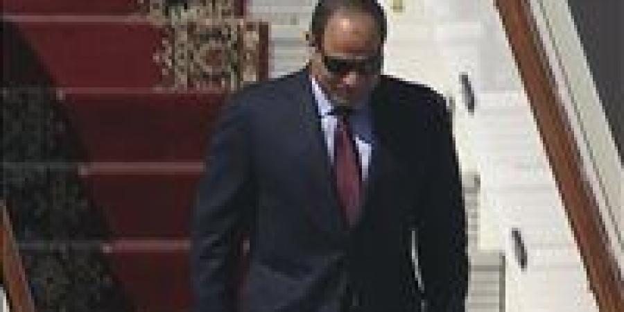 الرئيس السيسي يعود إلى مصر بعد حضوره احتفالات عيد النصر بموسكو