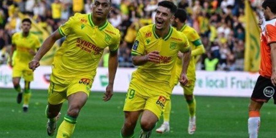 بدون تقطيع.. بث مباشر مباراة نانت وأوكسير (0-0) في الدوري الفرنسي الممتاز