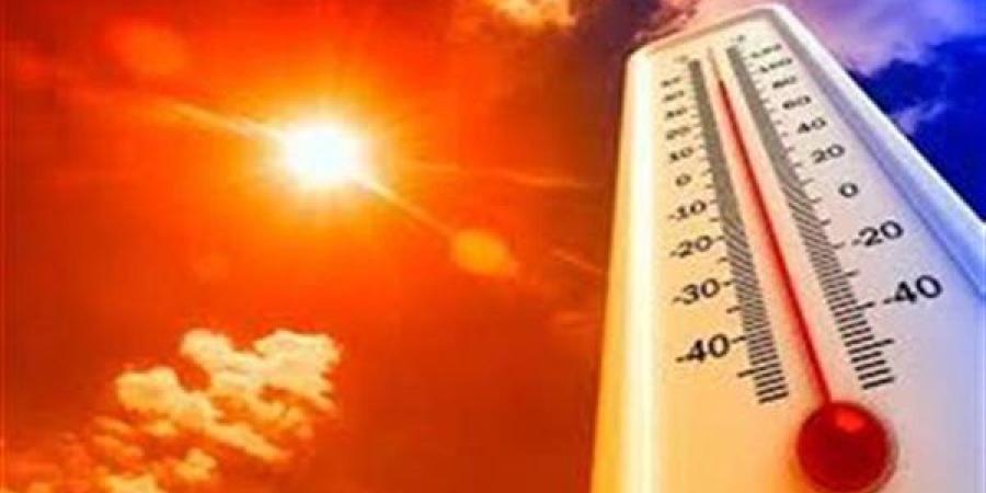 طقس شديد الحرارة نهارا ومعتدل ليلا بأسوان