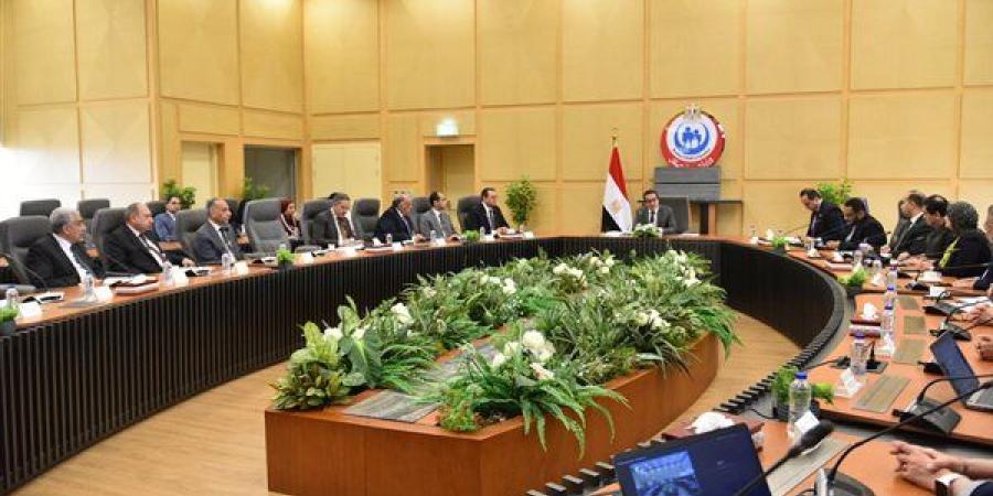 وزير الصحة يترأس أولى اجتماعات اللجنة العليا لوضع استراتيجية وطنية شاملة لسلامة المرضى