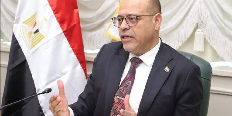 برواتب تصل لـ 4000 درهم.. وزارة العمل تُعلن عن وظائف خالية| رابط التقديم