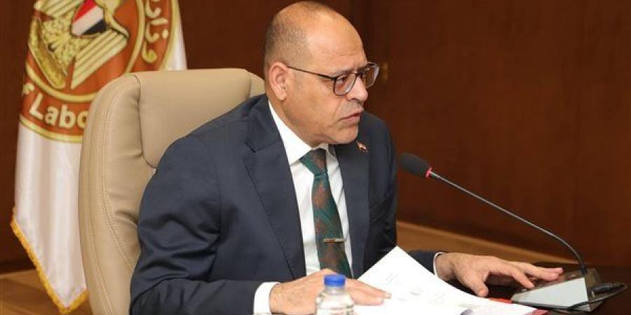 وزير العمل يترأس اجتماع مجلس إدارة صندوق إعانات الطوارئ للعمال