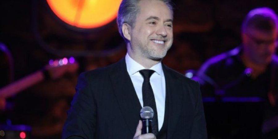 الفنان مروان خوري يوقف حفله بعد إغماء فتاة ويُبادر بلم شمل فني مع كارول سماحة