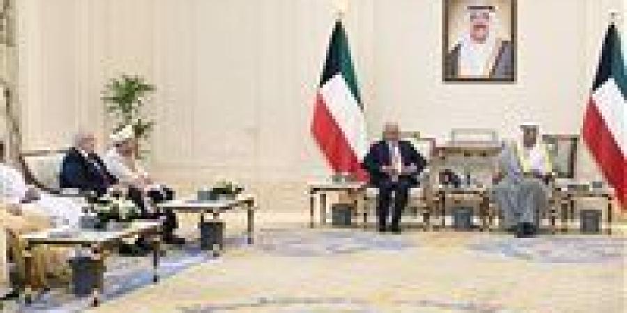 الخشت يشارك في لقاء ولي عهد الكويت مع وفد المنظمة الإسلامية للعلوم الطبية