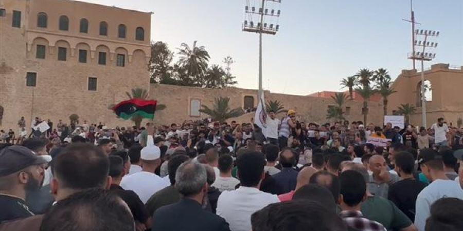 السفارة الأمريكية في طرابلس تدعو إلى ضبط النفس وحماية المدنيين