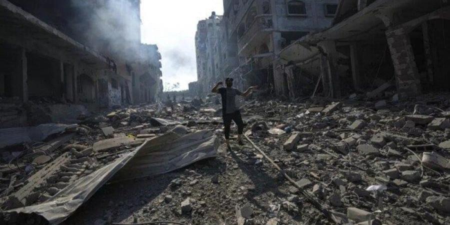 3 شهداء بينهم سيدة وطفلة في قصف غرب خان يونس