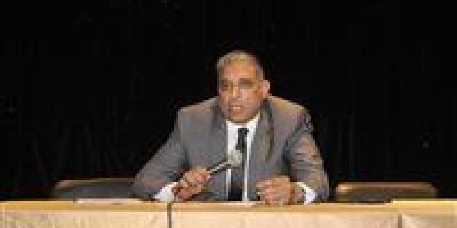 عطية: امتحانات الجيزة تحت السيطرة.. وطلابنا يستحقون بيئة امتحانية آمنة ومحفزة