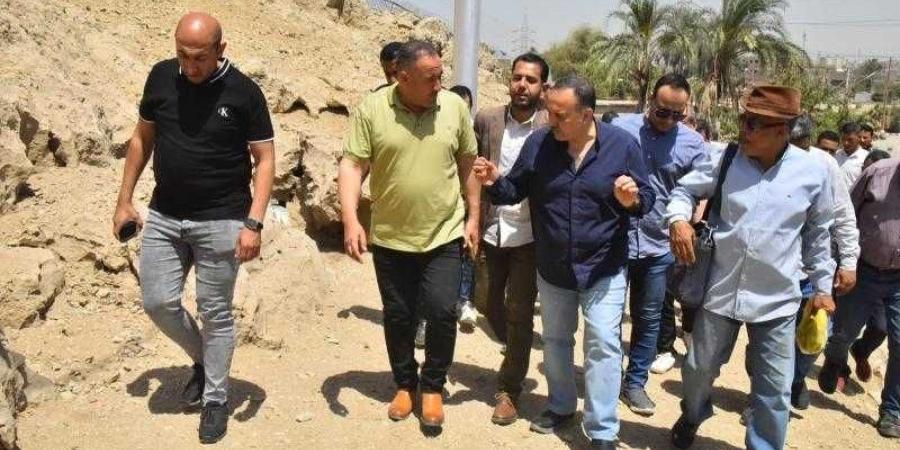 محافظ أسيوط يتفقد مقبرة ”جفاي – حابي الأول” ضمن خطة تطوير المواقع الأثرية