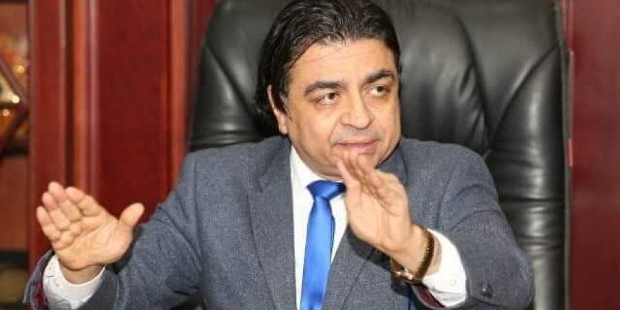 مرض خطير.. جمال شعبان يكشف عن مخاطر السجائر الإلكترونية