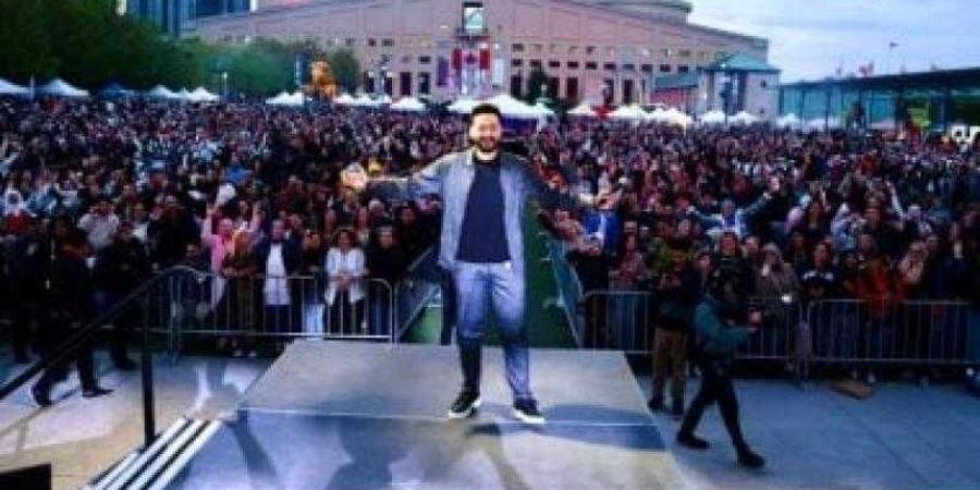 حمادة هلال يتألق في حفل غنائي بتورنتو