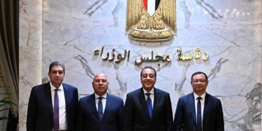 عاجل.. مدبولي يشهد توقيع اتفاقية لتجميع طرازات ...