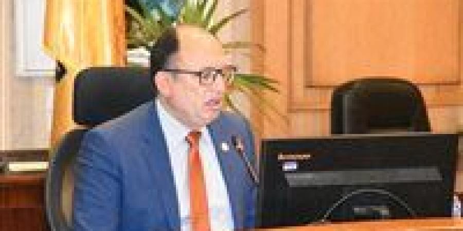جامعة حلوان تنظم البرنامج التدريبي المميز مهارات النجاح للارتقاء الكوادر