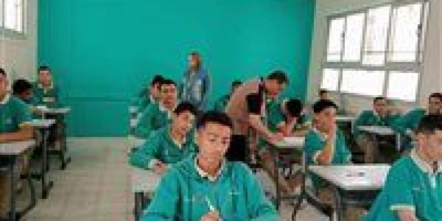 تداول امتحان اللغة العربية للصف الثاني الثانوي في دمياط