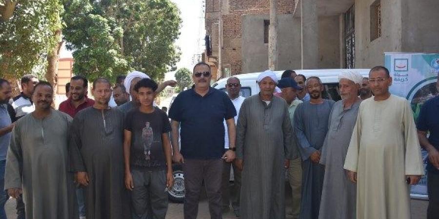 رئيس مياه الأقصر يتابع الخدمات المتنقله وتركيب عدادت المياه بأرمنت