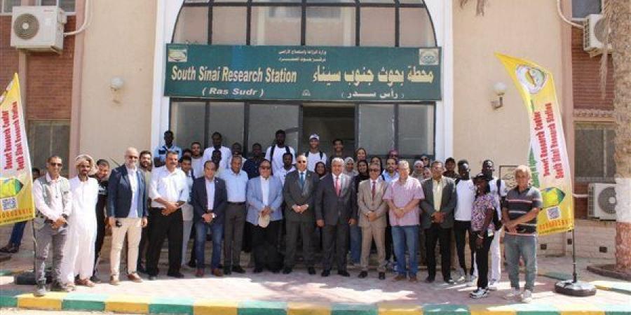 "الزراعة" تستعرض الجهود والأنشطة البحثية والإرشادية ل"بحوث الصحراء" خلال مايو