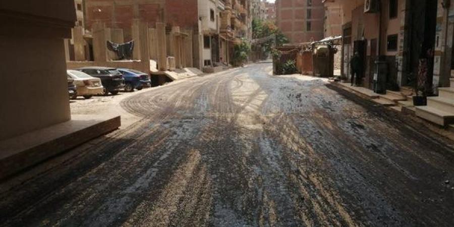 تنفيذ أعمال الرصف والتطوير بمنطقتي المستشارين والكونت شديد بالزقازيق