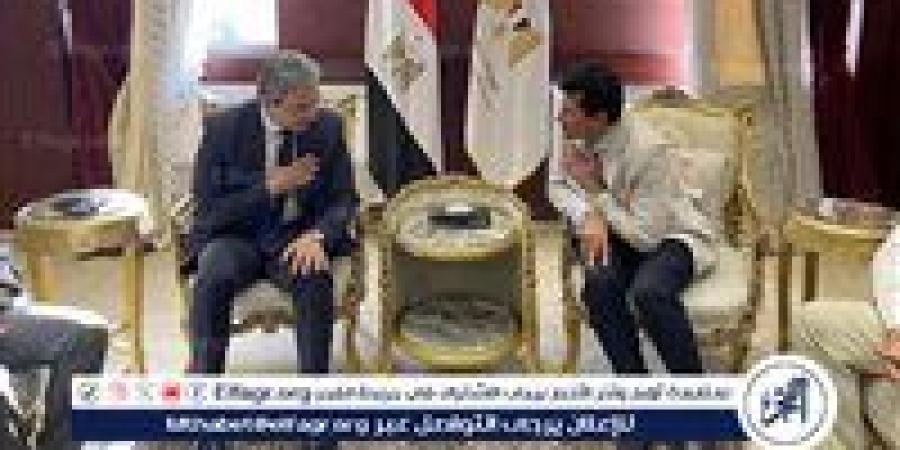 نقيب الإعلاميين يشكر وزير الشباب والرياضة علي تهنئته إعلامي مصر بعيدهم الحادي والتسعين