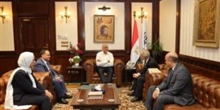 جهاز تنمية المشروعات يبدأ المرحلة الثانية لتطوير المشروعات الصناعية الصغيرة بالمنيا والإسكندرية بالتعاون مع الجايكا