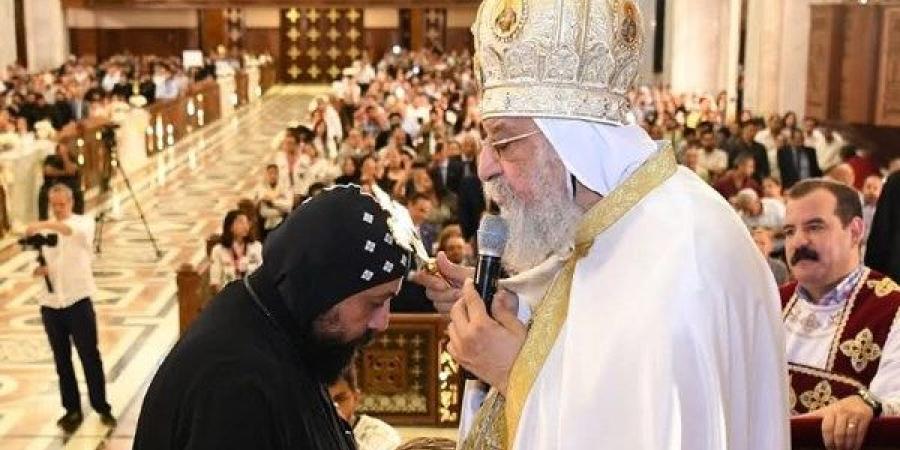 رسامة الأنبا أثناسيوس الأسقف العام لقطاع حدائق القبة والوايلى والعباسية ومنشية الصدر