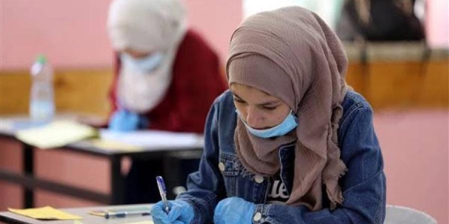 نموذج حل امتحان علوم للصف الثالث الإعدادي الترم الثاني أسيوط 2025