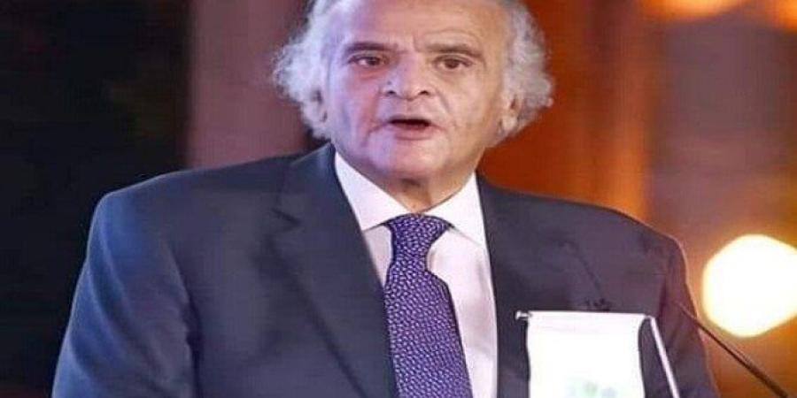 ممدوح عباس يهنئ بيراميدز ونجم الزمالك السابق بلقب دوري أبطال إفريقيا