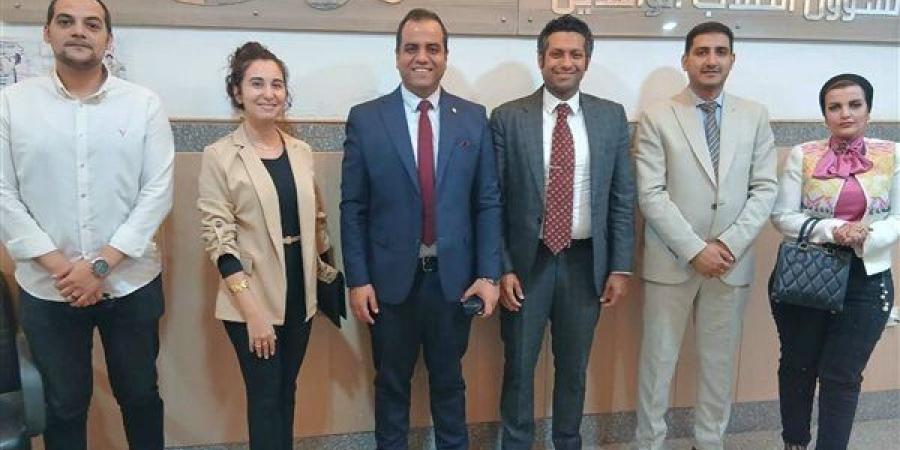 جامعة حلوان تشارك في اجتماع تطوير منظومة الطلاب الوافدين