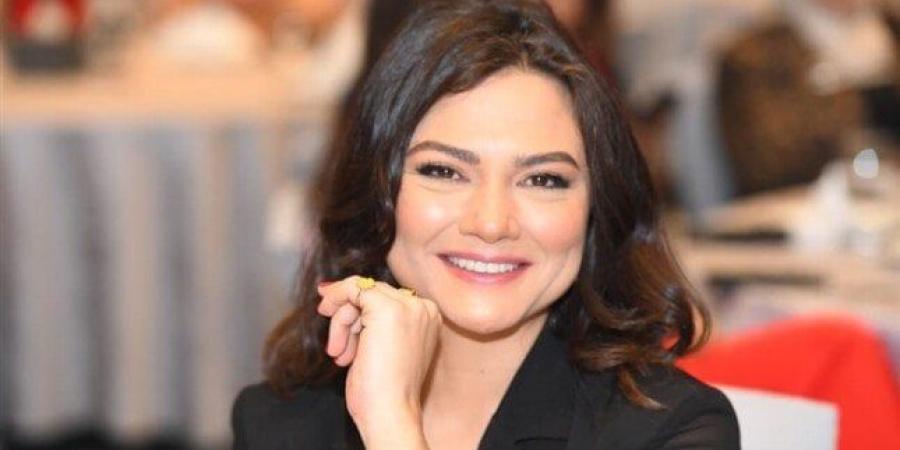 تكريم فرح يوسف عن دورها في «ولاد الشمس» خلال حفل جوائز الإنتاج الدرامي لحقوق الإنسان «صور»