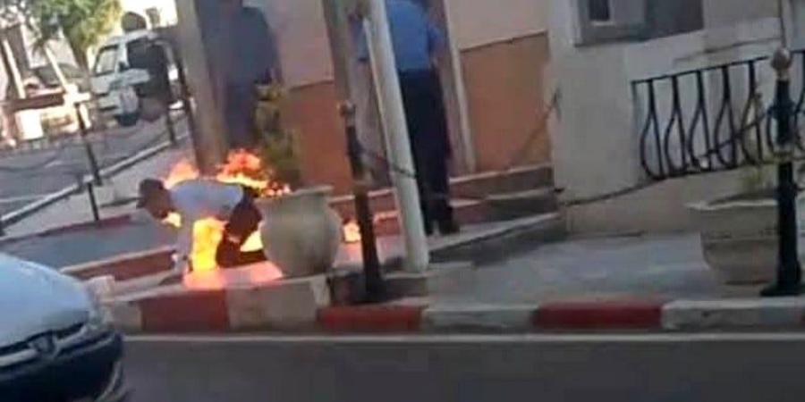 جزائري يحترق أمام مقر وزارة العدل