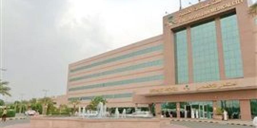 مدينة الملك عبدالله الطبية تتابع الحالة الصحية للحجاج المرضى عبر الساعات الذكية