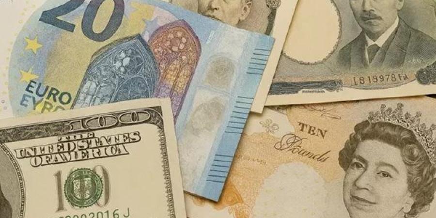 أسعار العملات الأجنبية في بداية تعاملات الأحد 1 يونيو 2025