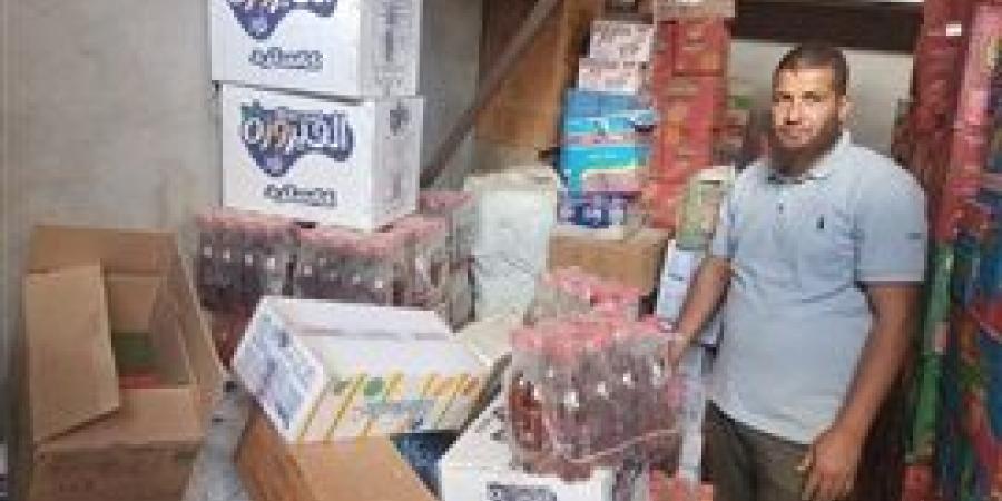 ضبط 816 عبوة مياه غازية منتهية الصلاحية بكفر الشيخ