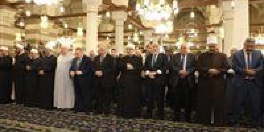 تعرف على حكم صلاة الجمعة يوم العيد
