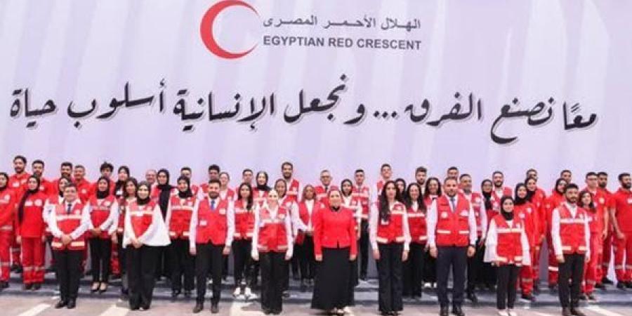 تعرف على رسالة قرينة السيسي للهلال الأحمر لمجهوداته في مواجهة عاصفة الإسكندرية