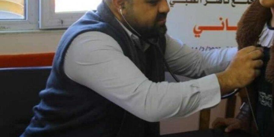 لحق بأبنائه التسعة.. استشهاد زوج الطبيبة آلاء النجار في قصف إسرائيلي جنوب غزة