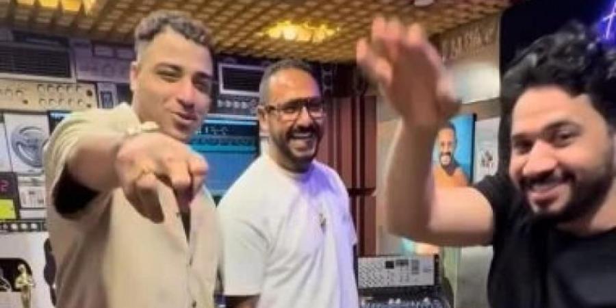 مصطفى حجاج يستعد لطرح أغنية جديدة بعنوان ”على وضع الطيران”