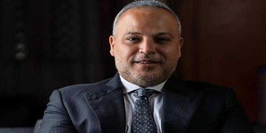 تامر عبد المنعم يعلن انفصاله عن زوجته رنا علي