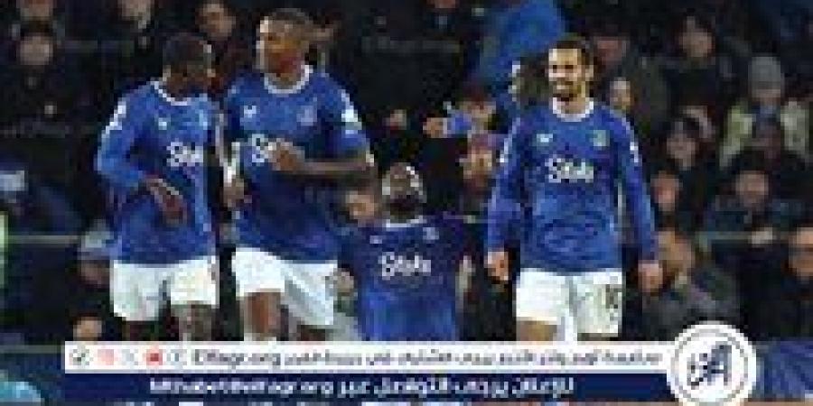 إيفرتون يفعل خيار شراء جوهرة فلامنجو