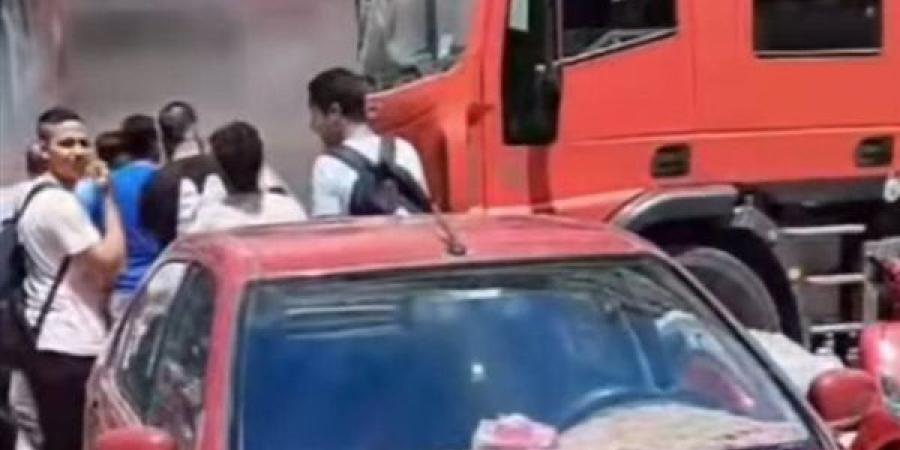 السيطرة على حريق التهم محل أحذية ببورسعيد
