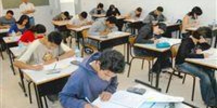 امتحانات الشهادة الإعدادية 2025.. 12 حالة غش وإحالة رؤساء لجان للتحقيق بـأسوان