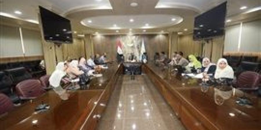 اجتماعات مكثفة لحل مشكلة الإسكان بكفر الشيخ