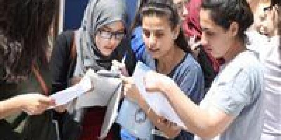 إجراءات جديدة من «التعليم» للقضاء على لجان أولاد الأكابر.. إنفوجراف