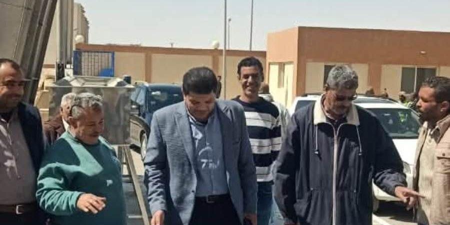 رئيس جهاز المنيا الجديدة يتابع سير العمل بمنظومة مياه الشرب والصرف الصحي بالمدينة