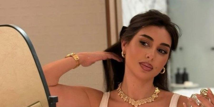 بالأبيض.. ياسمين صبري تخطف الأنظار بإطلالة لافتة