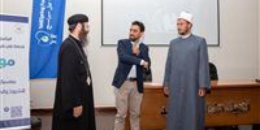 "التضامن" تطلق معسكرات "أنا وبابا" للشيوخ والكهنة لدعم الأسرة المصرية