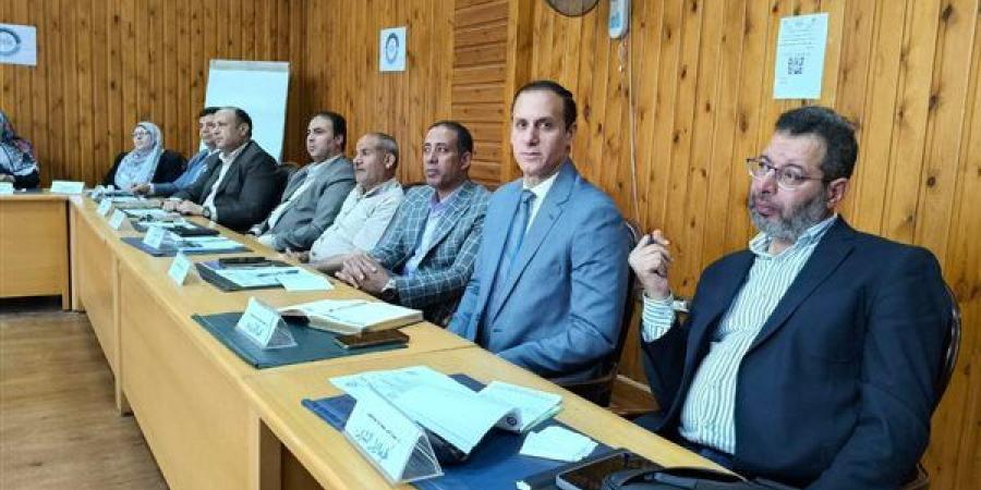 رئيس جامعة كفر الشيخ يشهد فعاليات الدورة الثالثة لتأهيل القيادات الجامعية