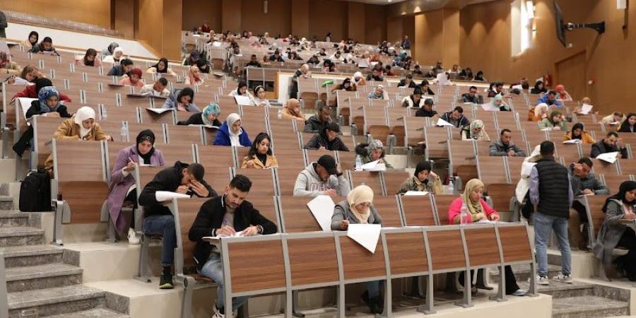 حاملو شهادات يطالبون بإلغاء شرط السن والانتقاء الأولي في مباراة التعليم