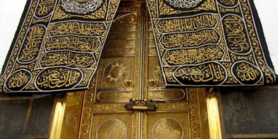 مدير الإعلام بمجمع الملك عبد العزيز يستعرض مراحل صناعة كسوة الكعبة