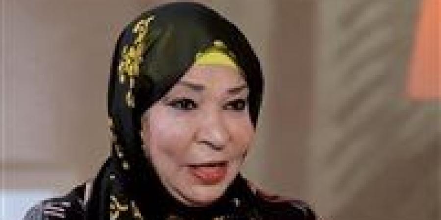 عنايات صالح: قاعدة في البيت مكتئبة بسبب قلة الشغل.. وزعلانة من محمد سامي