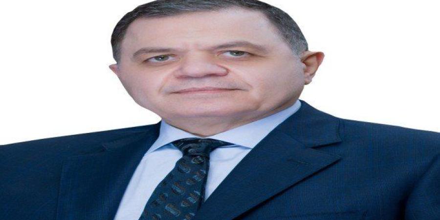 مصر.. وزير الداخلية يهنئ رئيسي مجلسي النواب والشيوخ بمناسبة حلول عيد الأضحى المبارك